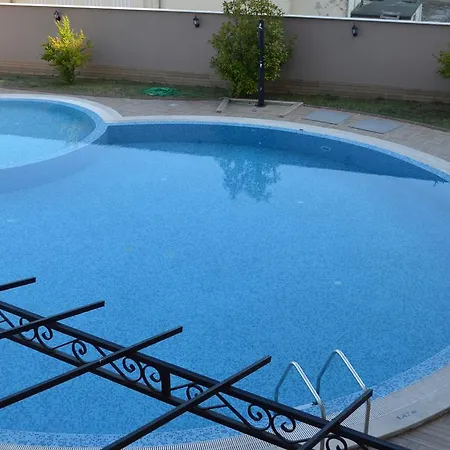 Bratanov Premier Apartmán Sluneční pobřeží