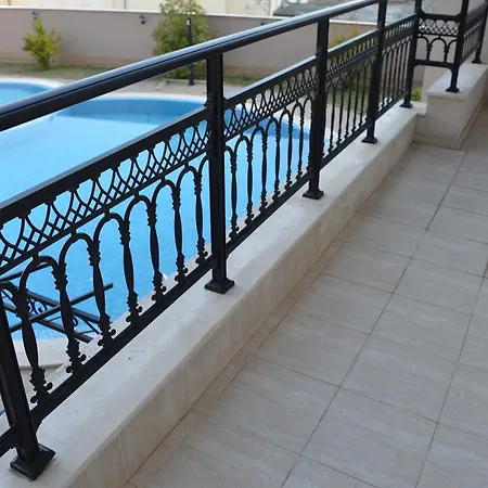 Bratanov Premier Apartmán