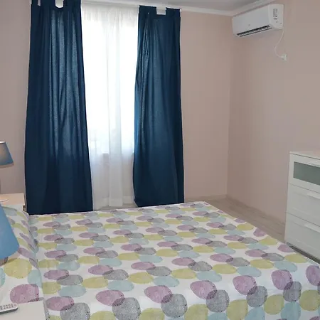 Bratanov Premier Apartmán *